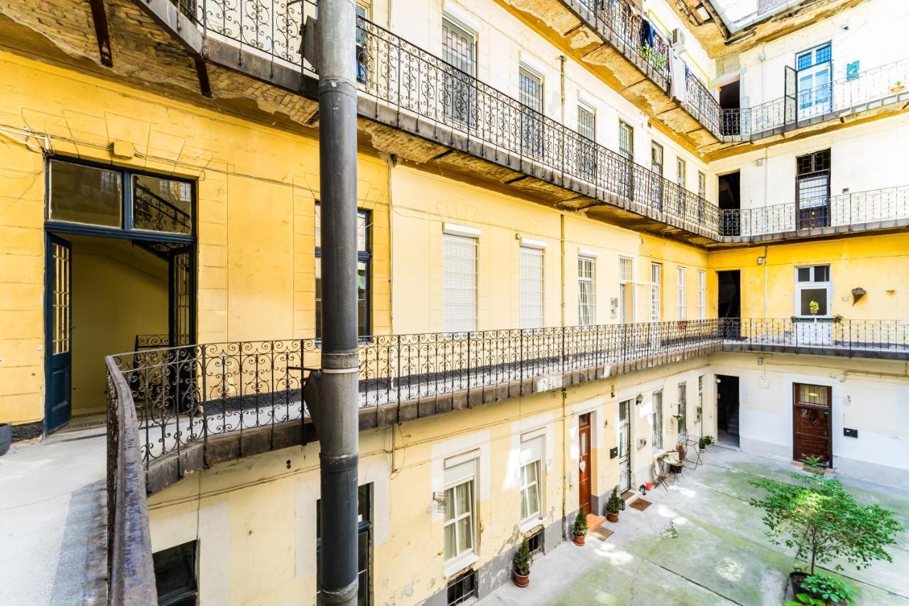 Cosy Studios In The Heart Of The City Budapest Exterior photo