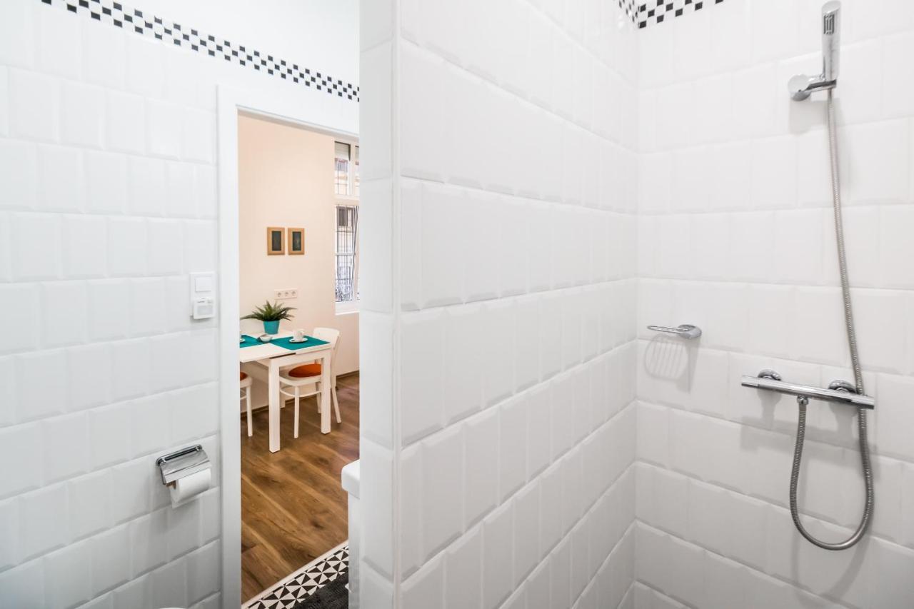 Cosy Studios In The Heart Of The City Budapest Exterior photo